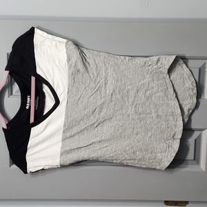 Old Navy Black White Gray Colorblock shirt XS